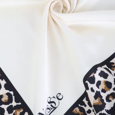 Leopar Desenli İthal İpek Saten Eşarp Sarı