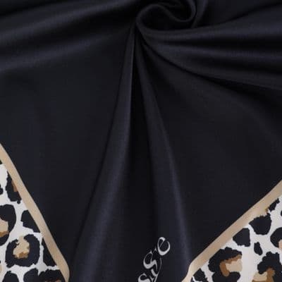Leopar Desenli İthal İpek Saten Eşarp Siyah
